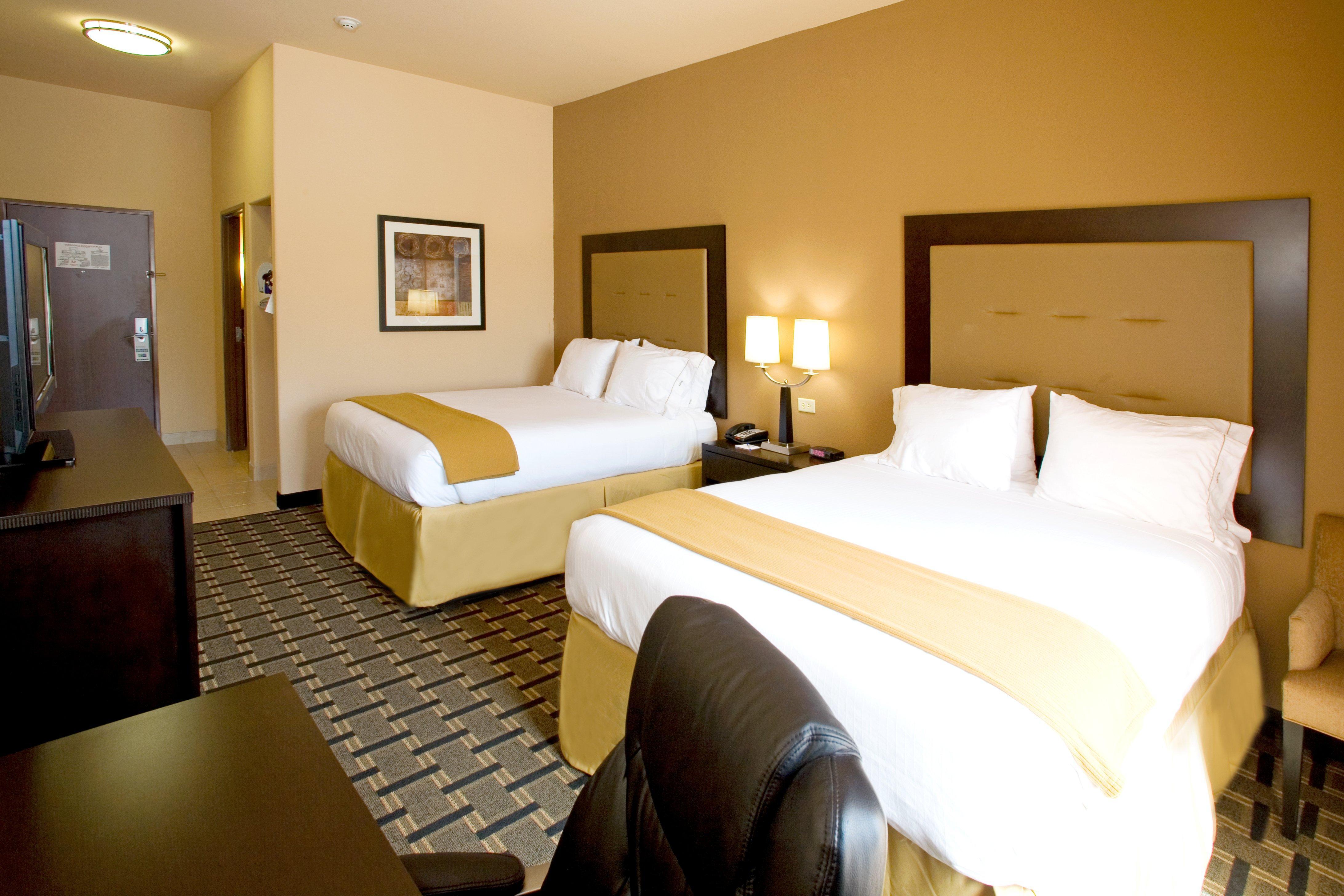 Holiday Inn Express And Suites Beeville By Ihg Номер фото